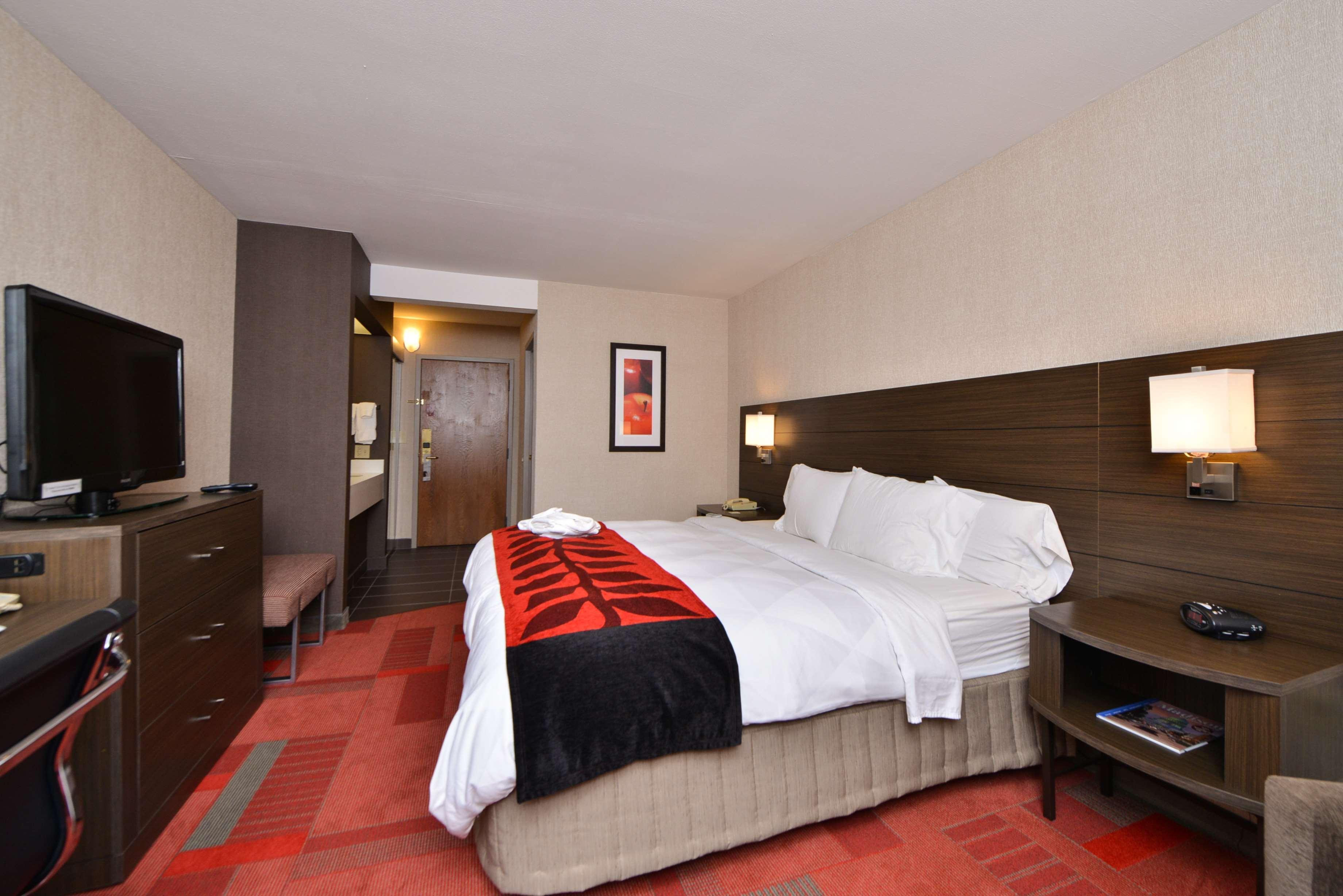 Radisson Hotel מדיסון מראה חיצוני תמונה