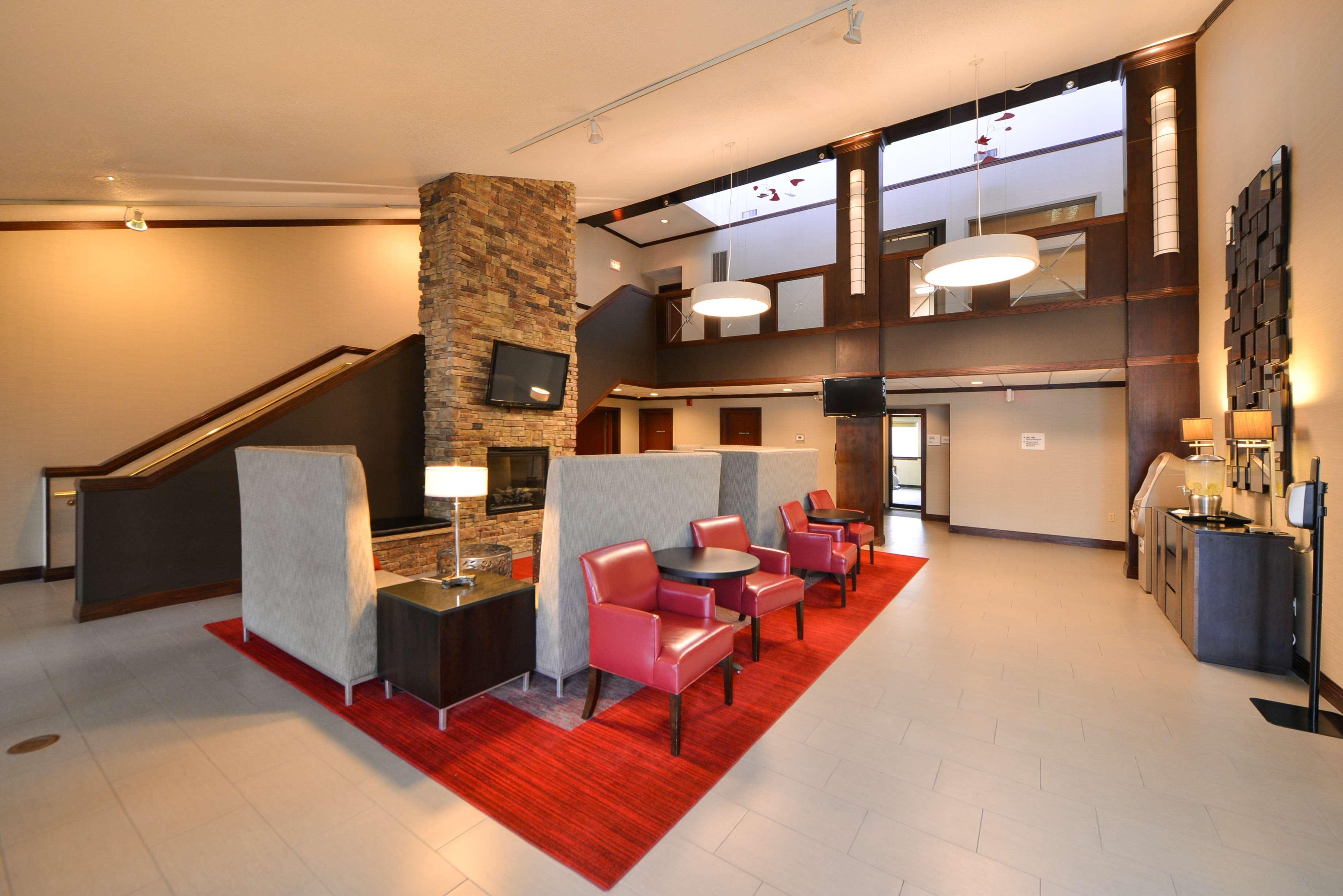 Radisson Hotel מדיסון מראה חיצוני תמונה